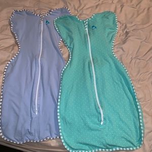 ‼️SOLD‼️Two Love to Dream Swaddle Up - Medium